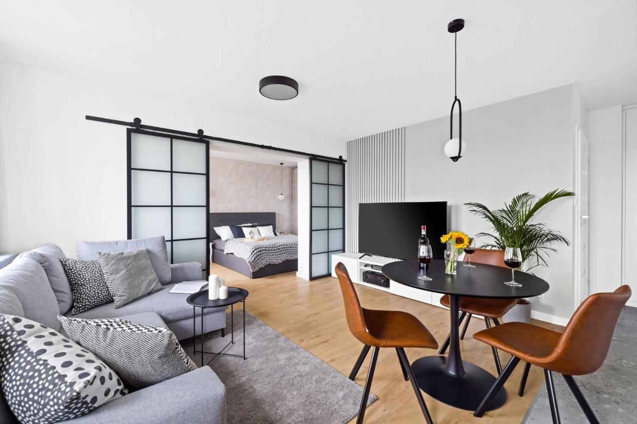 Modern Apartment - Gdansk City Centre Buitenkant foto
